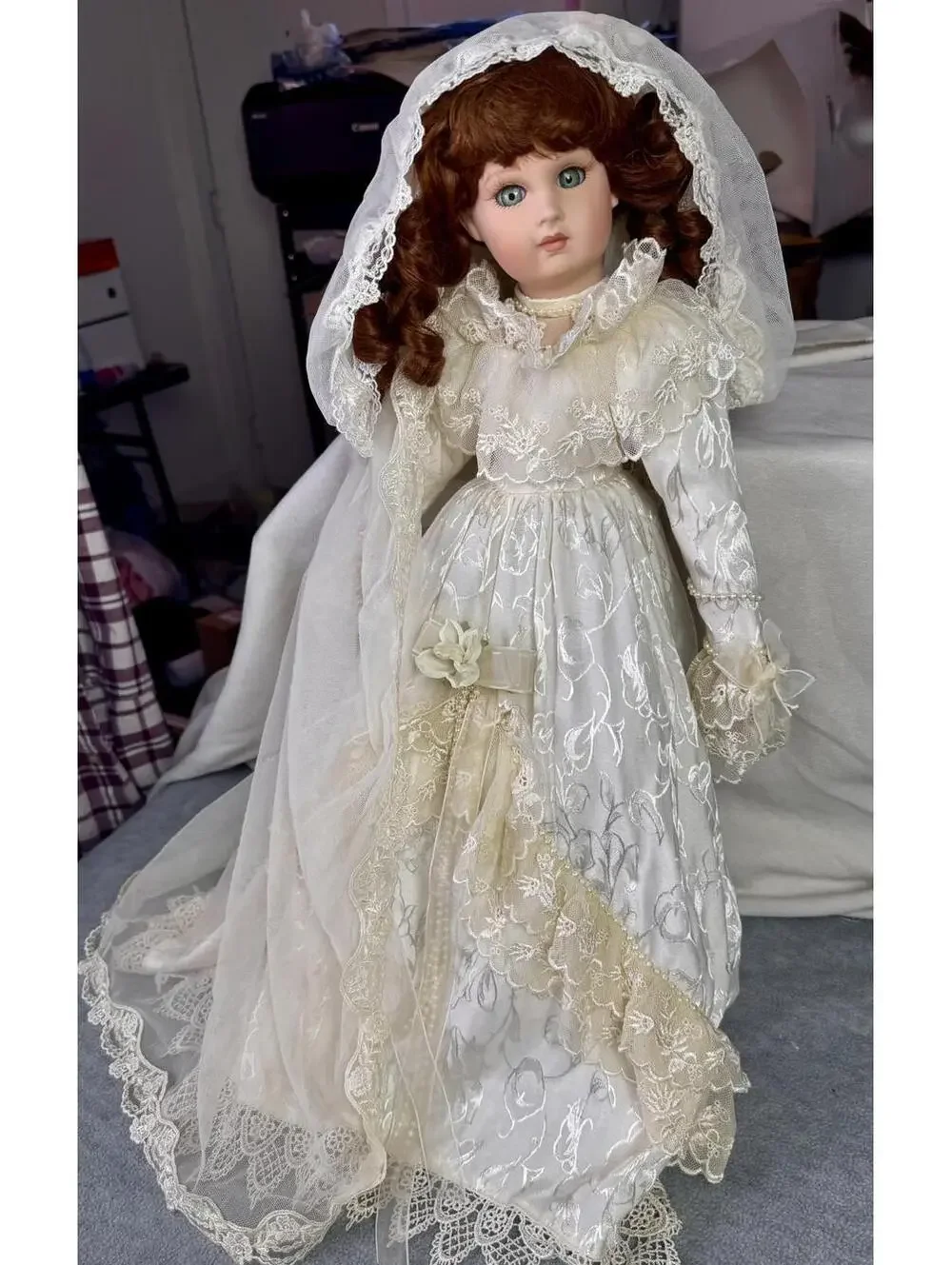 seymour‎ mann porcelain bride doll connoisseur collection wedding doll